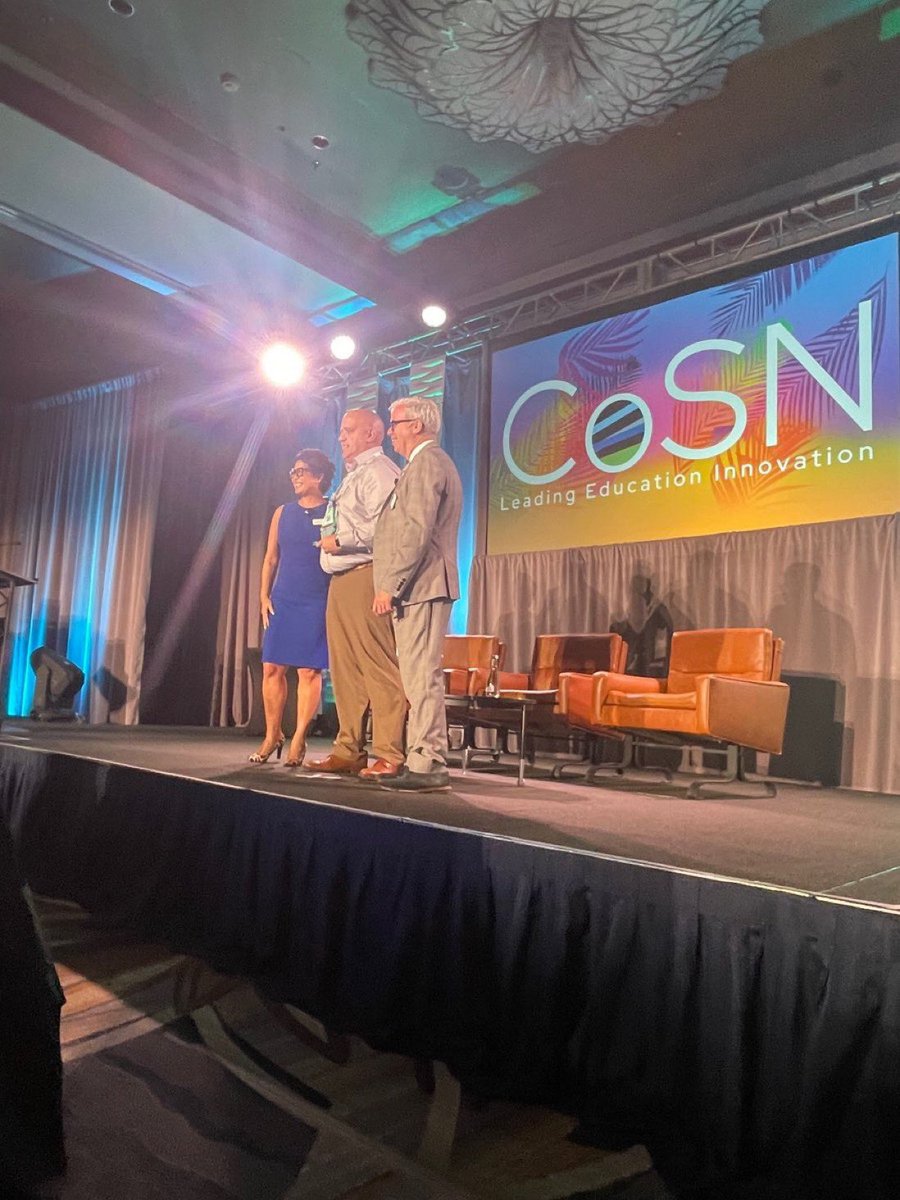 Congratulations @KrisHagel for being awarded CoSN's 2024 Volunteer of the Year! Kris has done outstanding work on Gen AI for CoSN & his district in Pacific NW & is always agreeable, when asked, to provide amazing in-depth expertise - cosn.org/award/voluntee… @keithkrueger
