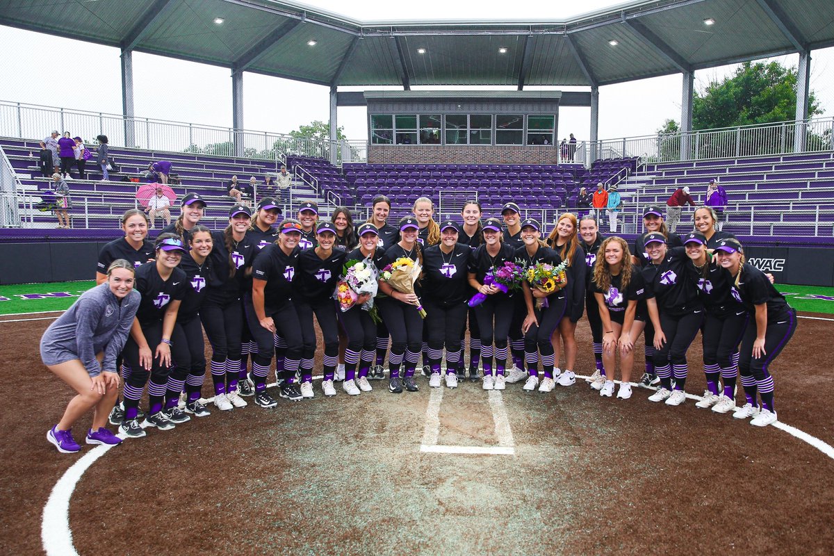TarletonSB's tweet photo. Thank you for everything Seniors 🫶🏻

#ClassOf2024 #SeniorsOut https://t.co/BmoCINLzyA