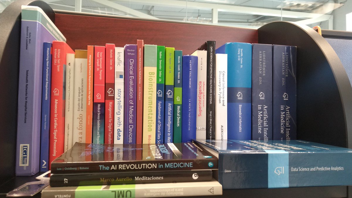 armandocruz_'s tweet image. Algunos de los libros que me acompañan en la oficina 📚📚

#health #datasciense #ai