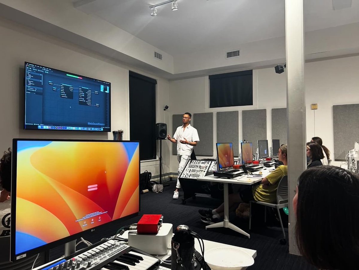 I just went back to SCAD to talk students in game audio and noticed that a few folks had this disconnect between sound design and implementation—that they are completely separate things and designing sound is the fun part and putting it in game is this rote tedious 2nd step (1/4)