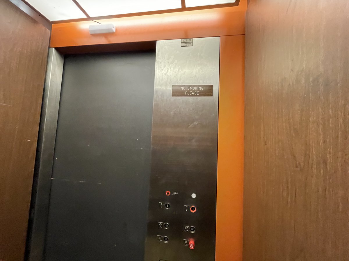#Mississippi Capitol friends — Who else has been on this 1970s time-warp tiny elevator? #msleg #msgov