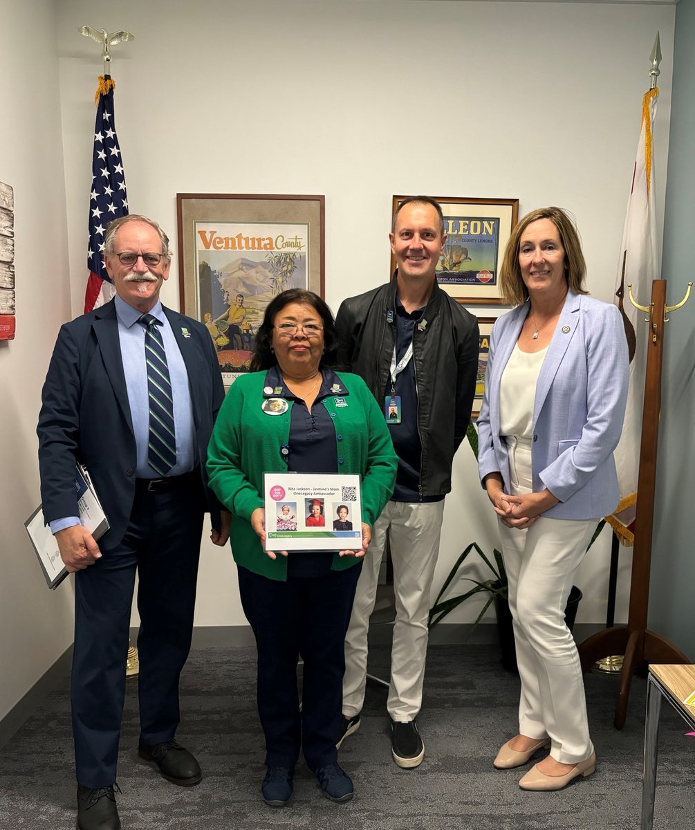 Thank you to the representatives from @DonateLifeCA for stopping by the office to remind us all of the importance of being an organ donor. If you haven't already, you can sign up for the dot here: register.donatelifecalifornia.org/register