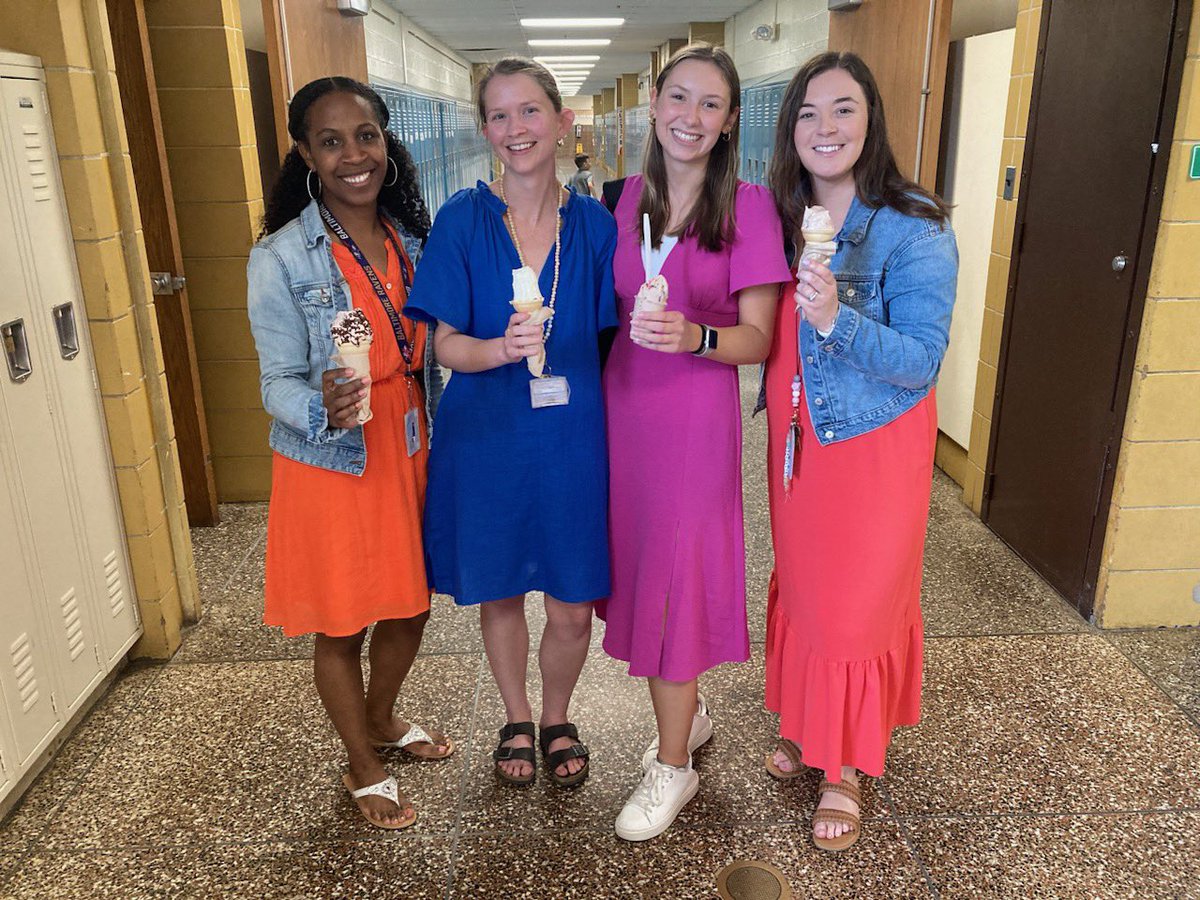 Thank you The Cow for coming to @OwingsMillsES and celebrating our teachers with a sweet treat today! #ThankATeacher @BaltCoPS @ksmithomes @MillsThird @PrescottOMES @mrs_snodderly