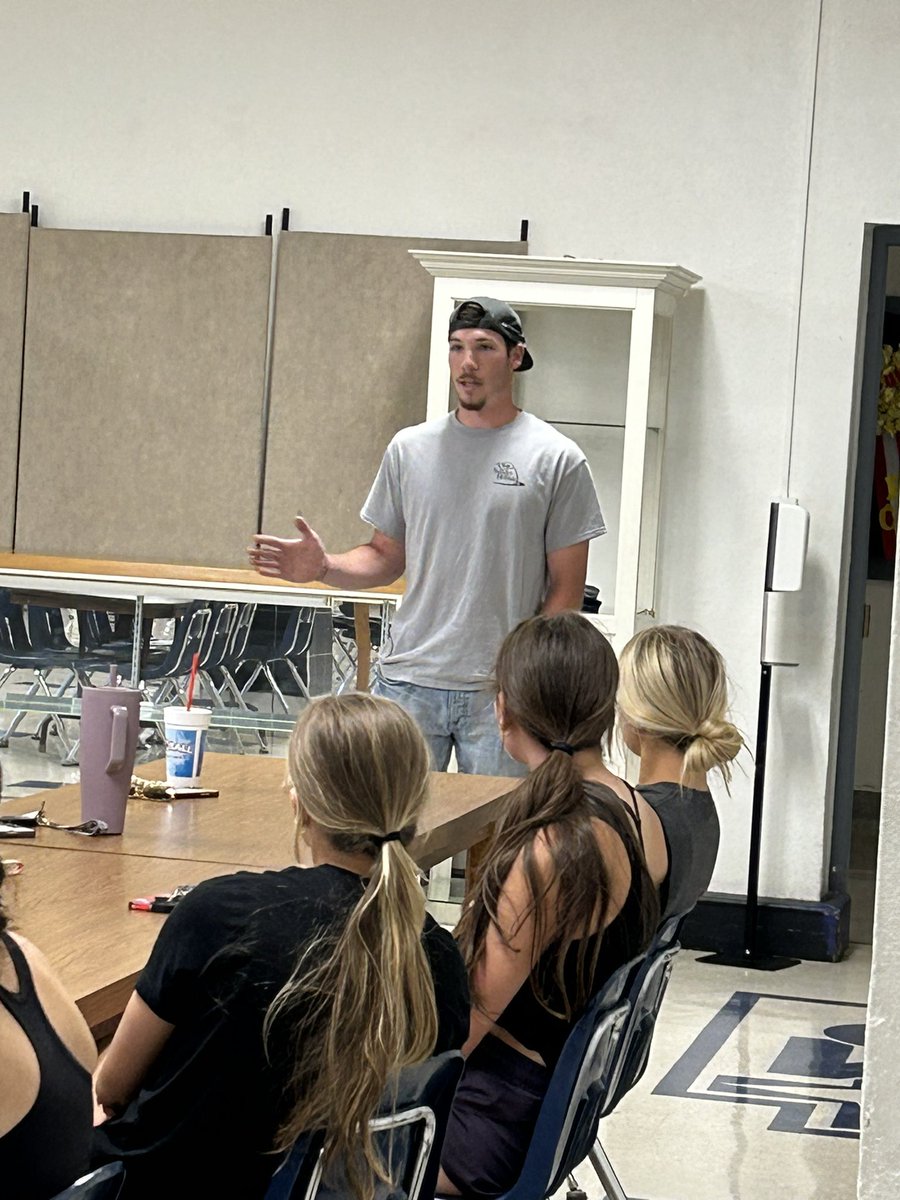 TMPTrack&Field tweet media