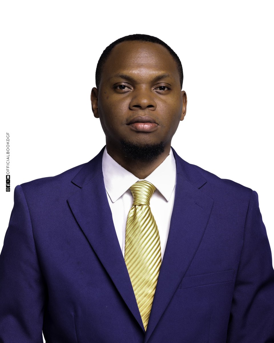 Get in the game with your own headshots!
📸: <a href="/OfficialBookDGF/">DGF</a>

BookDGF.com

#BookDGF #GetRightOrGetLeft #ChicoWitDaCamera #Photoshoot #Headshot #PhotoOfTheDay #Photography #Design #Miami #SoFlo #FtLauderdale