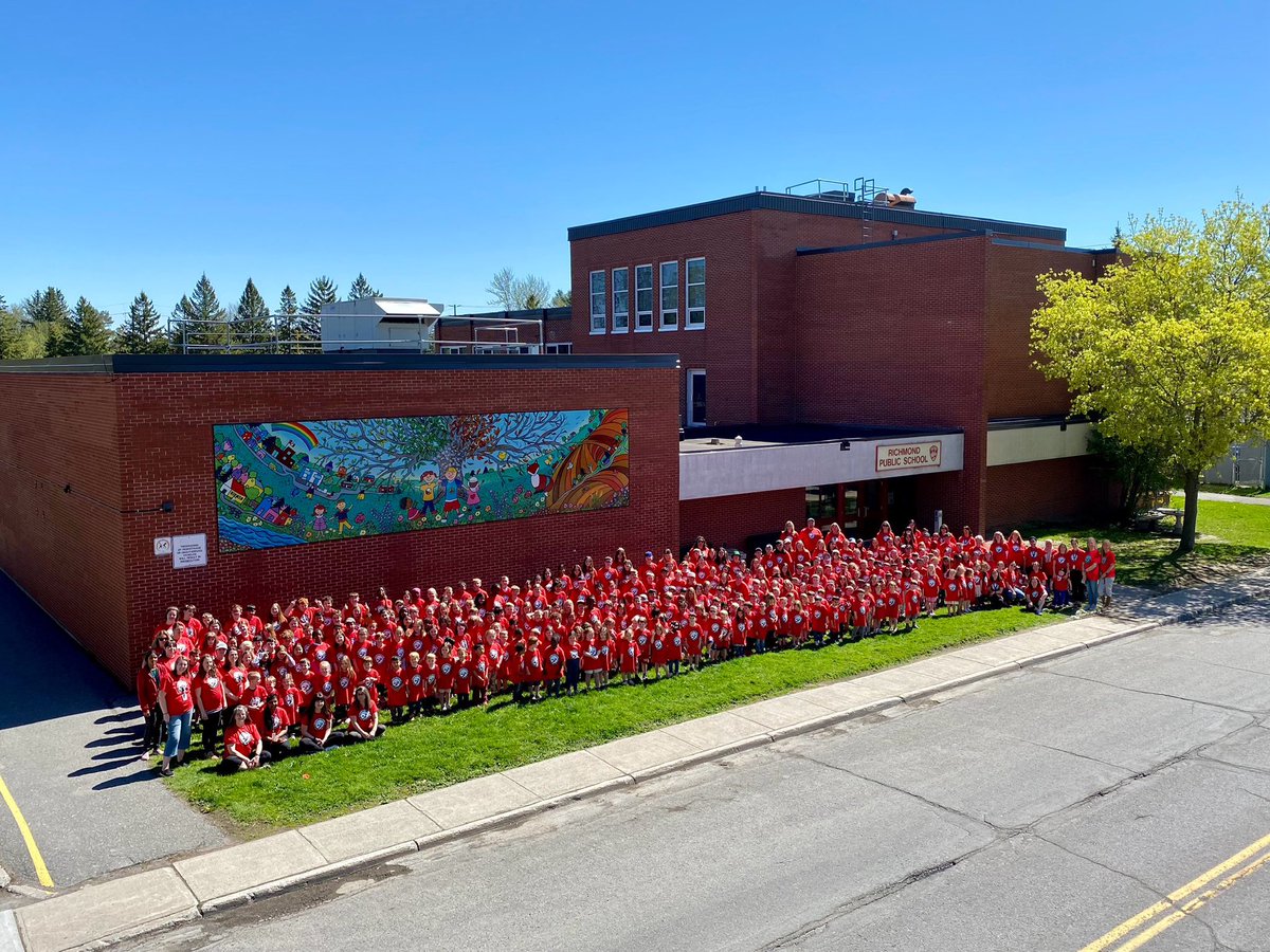 Our amazing RPS community! We purchased t-shirts for all staff and students to mark our upcoming centennial anniversary and we gathered together this week to capture this moment. I am thrilled with the result! A copy will be sent to families on Friday. ❤️🦊 <a href="/OCDSB/">OCDSB</a>