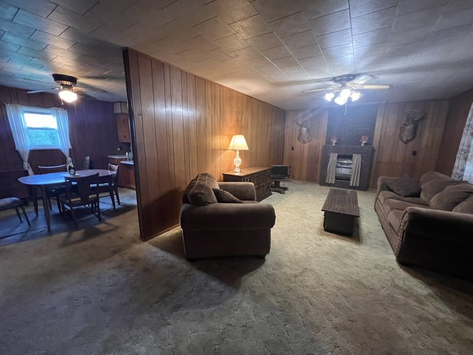 Finally got the keys!! 🏡 The Storm Ranch is ready to go 🤩 now I can get to work on the updates and fixing