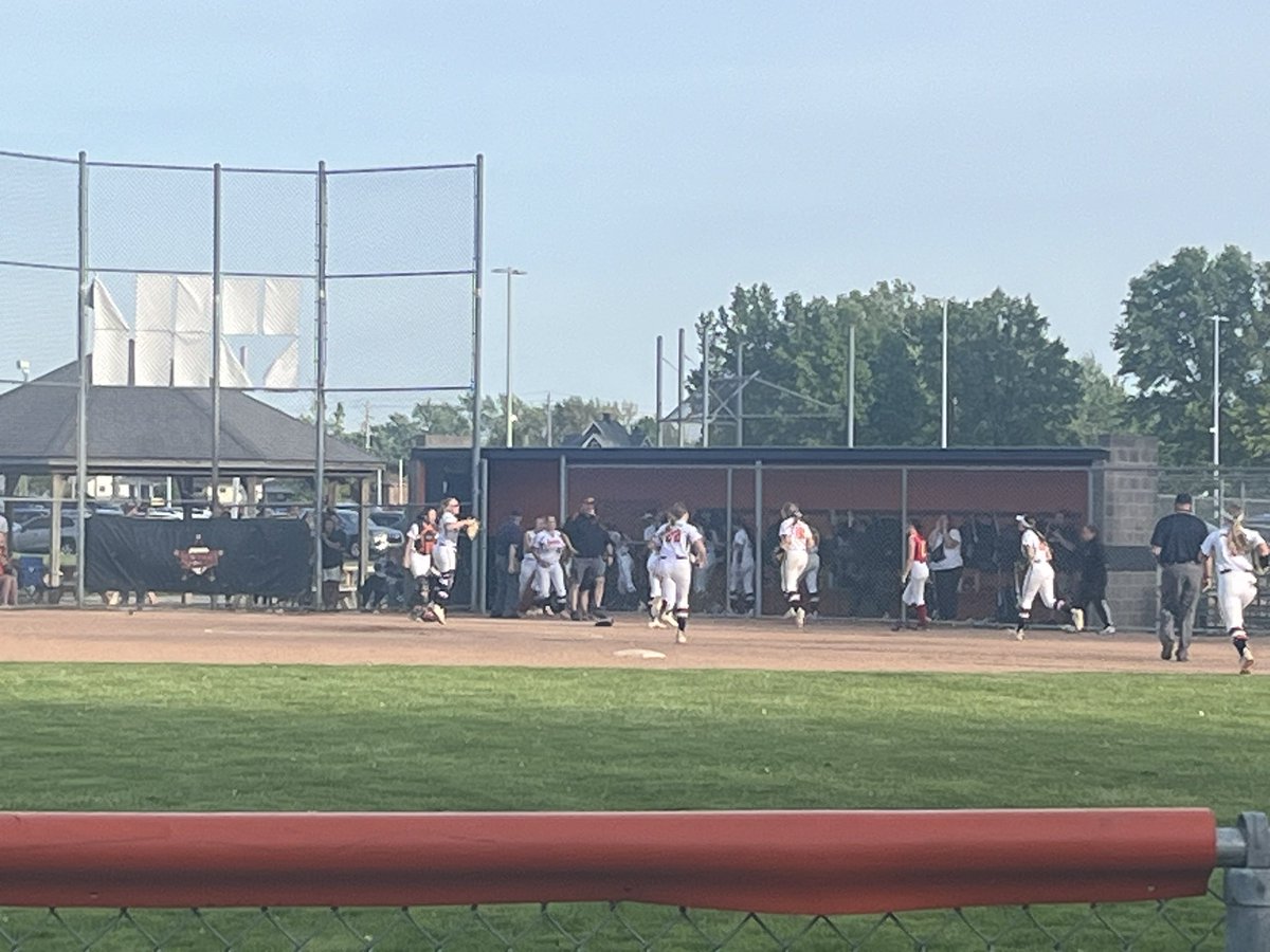 Rangers Fastpitch advances to District Semifinal with 7-4 victory over Mentor! Next game Monday 5/13, 2pm at Mentor HS