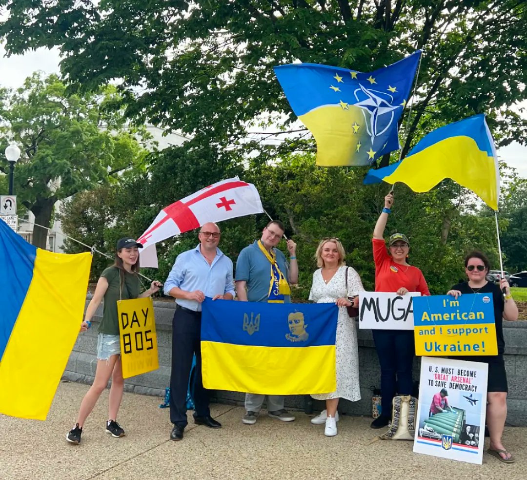 Another great day to rally with @ukrainerallydc! Standing with 🇺🇦 and 🇬🇪 against ruZZian tyranny 🇺🇸❤️🇺🇦❤️🇬🇪