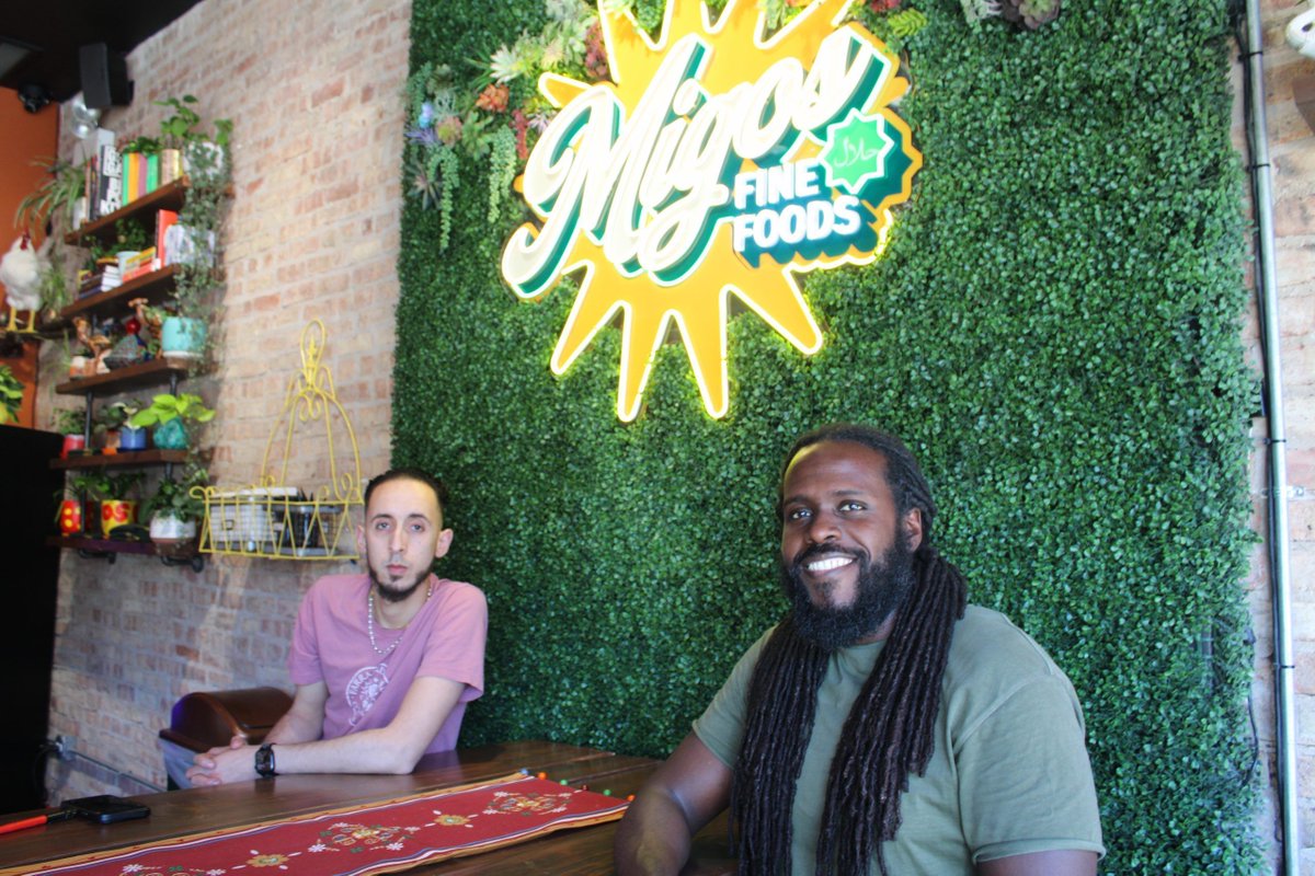 Migos Fine Foods is serving up halal fried chicken and more at their new Portage Park restaurant. buff.ly/4btu6UH