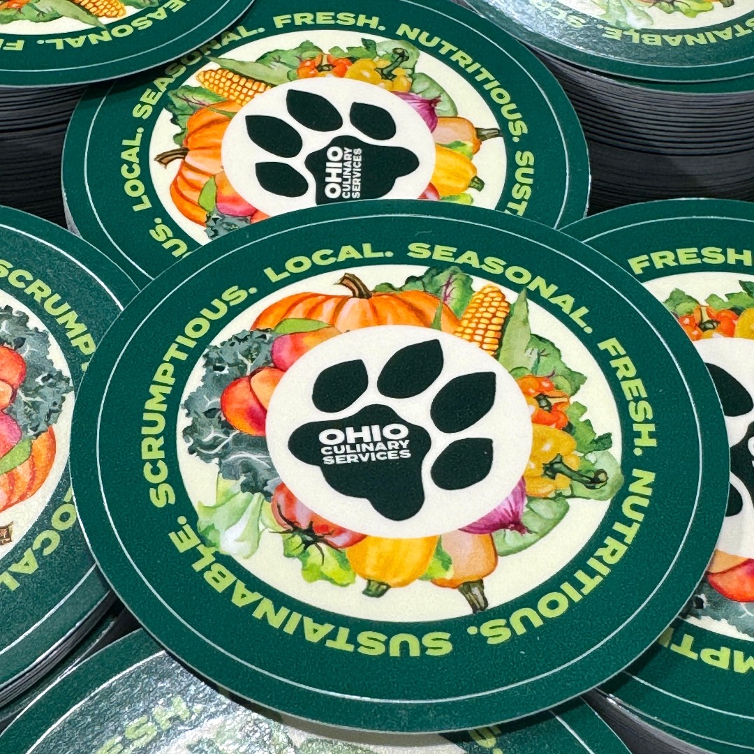 New run of circle stickers for @OhioFood_
#CustomStickers #StandOutStickers #MADEINOHIO