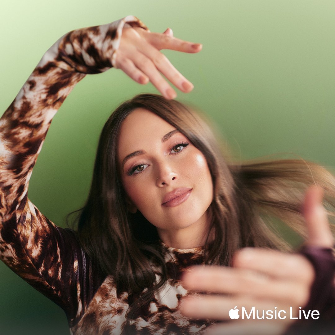 TONIGHT 🪐 An intimate Apple Music Live performance of my new record + a couple other faves, coming to you from @ElectricLady in NYC. Only on @AppleMusic at 7pm PT #AppleMusicLive apple.co/KaceyMusgraves…