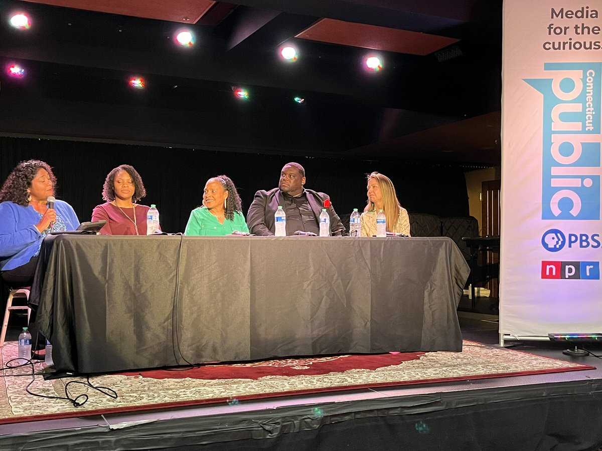 Introducing our panelist (left to right) 
Shanda Easley, Margaret Lancaster, Errol Maurice and Sabrina Buckwalter with our moderator Lucy Nalpathanchil