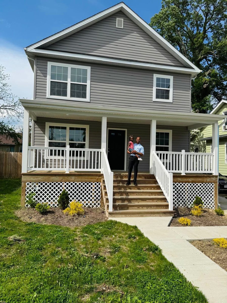 plug_plugs's tweet photo. Jan. 2014: Moved to the US and started College.
Dec. 2017: Graduated College.
Feb. 2021: Arsema was born. ( My Biggest Blessing) Words can’t describe how she has changed my whole life.
May 2024: Bought my first Property.
God is the Greatest! https://t.co/CrjrC6IJwX
