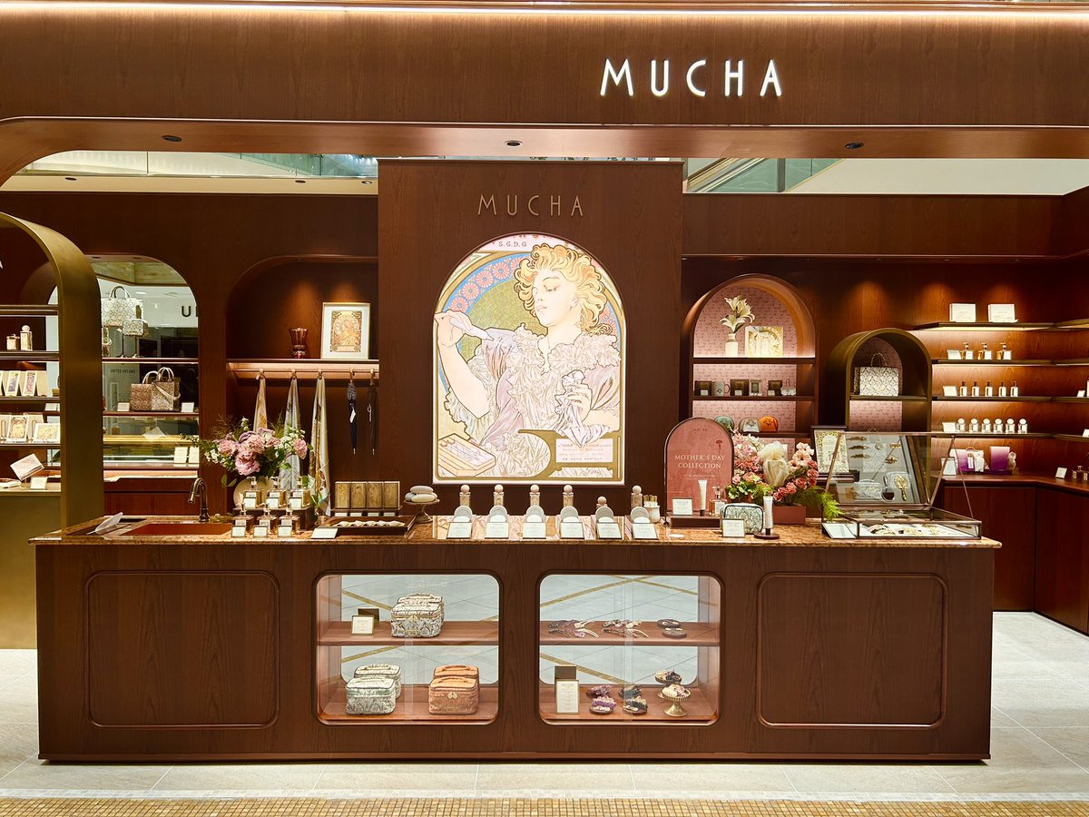 財団世界初公認ブランド横浜ルミネ店 オードトワレ アルフォンスミュシャ Lily