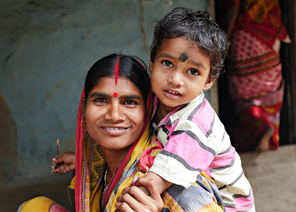 SEVA FOUNDATION (@seva_foundation) on Twitter photo This Mother's Day, see the love with a shared vision.
Let the mom in your life know how much she means to you. Celebrate her with a Gift of Sight, or send a free e-card: seva.org/seethelove This Mother's Day, see the love with a shared vision.
Let the mom in your life know how much she means to you. Celebrate her with a Gift of Sight, or send a free e-card: seva.org/seethelove