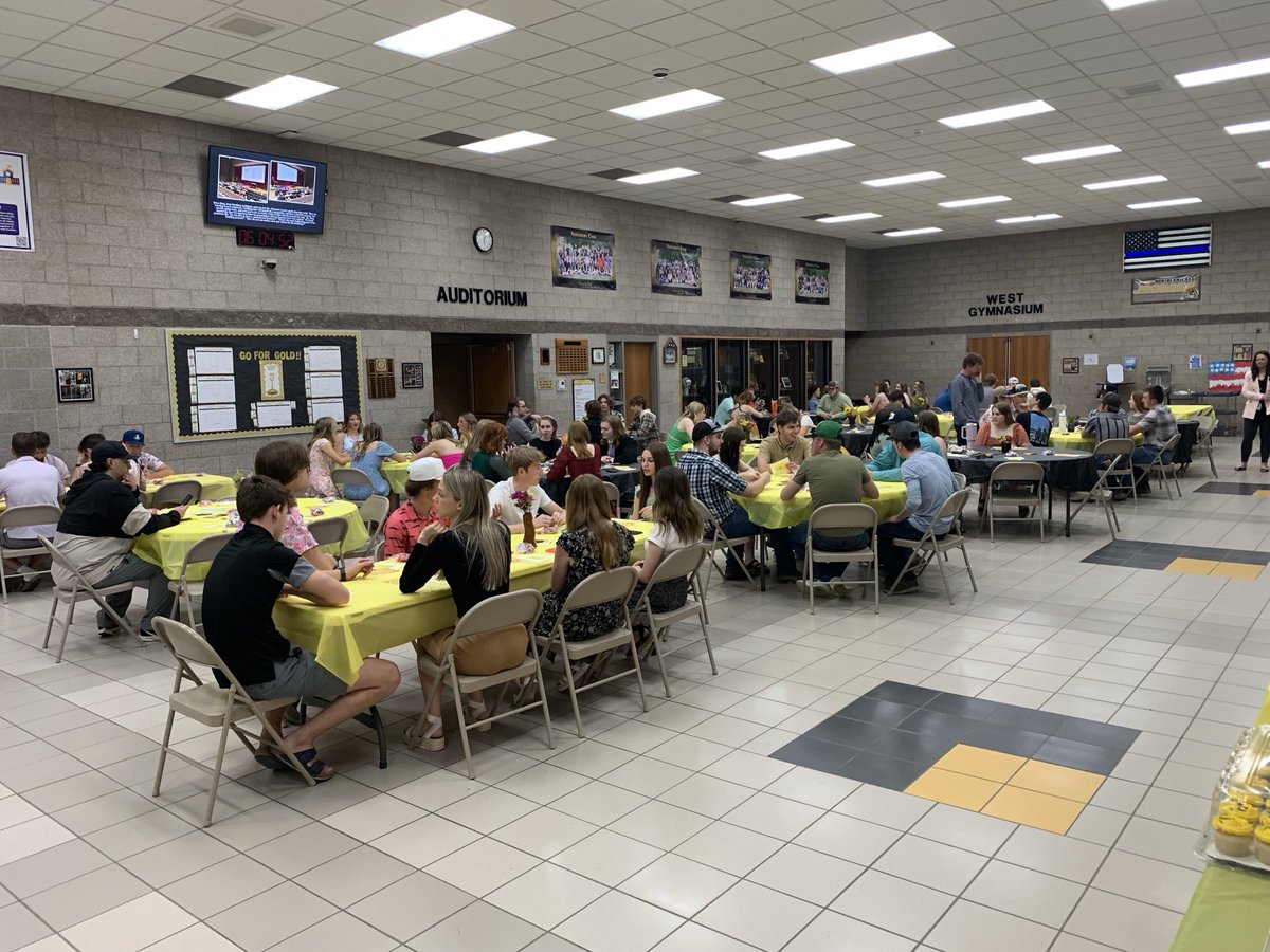 Always a great night ⁦<a href="/NCSD97/">Northern Cass</a>⁩ as we say goodbye and recognize the #classof2024