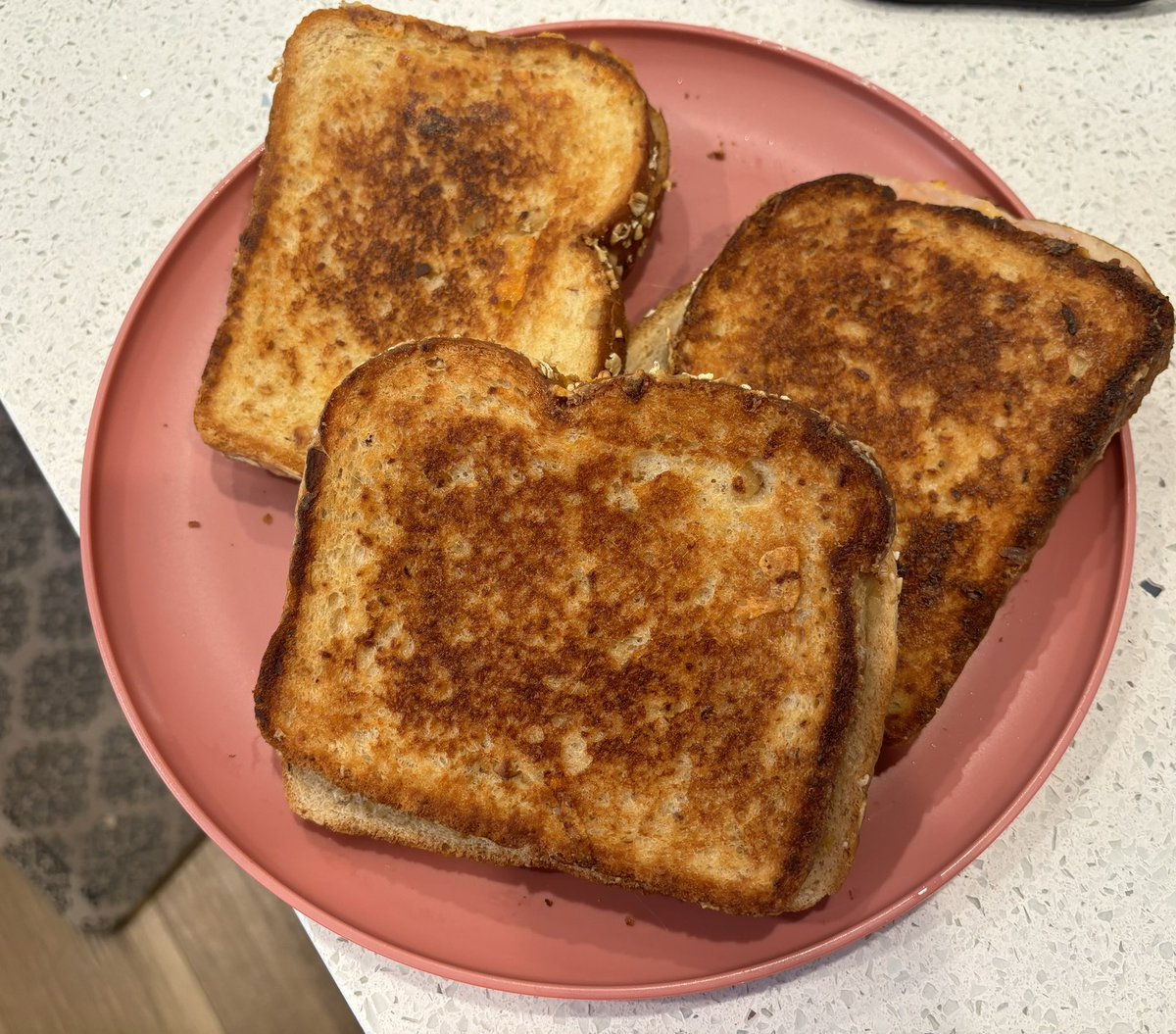As someone with ADHD who constantly gets distracted & burns grilled cheese, I’m genuinely proud of these 🥹