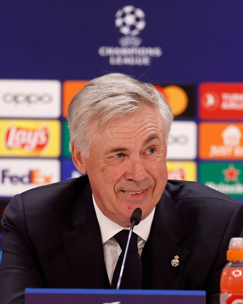 realmadridarab's tweet photo. 🎙️ أنشيلوتي: "لقد حدث مرة أخرى وكان سحريا.
@MrAncelotti | #APorLa15 https://t.co/nX9EmIBDUU