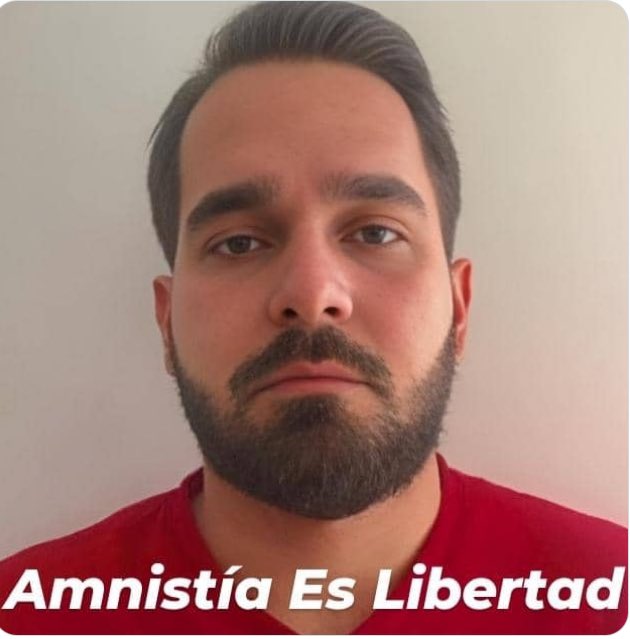 Fernando Andres Noya , anhela día a día su libertad para estar con su familia. Preso sin cometer delito alguno. #Gedeon #LiberenAFernando