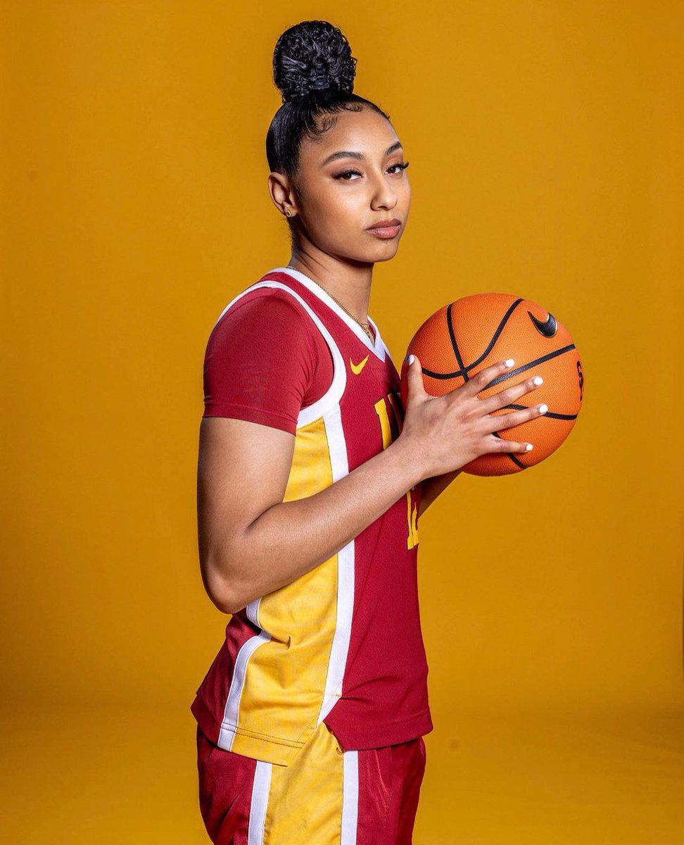 JuJu Watkins will be the returning leading scorer for the 2024-25 WCBB season:

🌟The only returning WCBB player averaging 25+ points during the 2023-24 season.

🌟The only returning WCBB player with multiple 40-point performances during the 2023-24 season.

🌟The only returning…