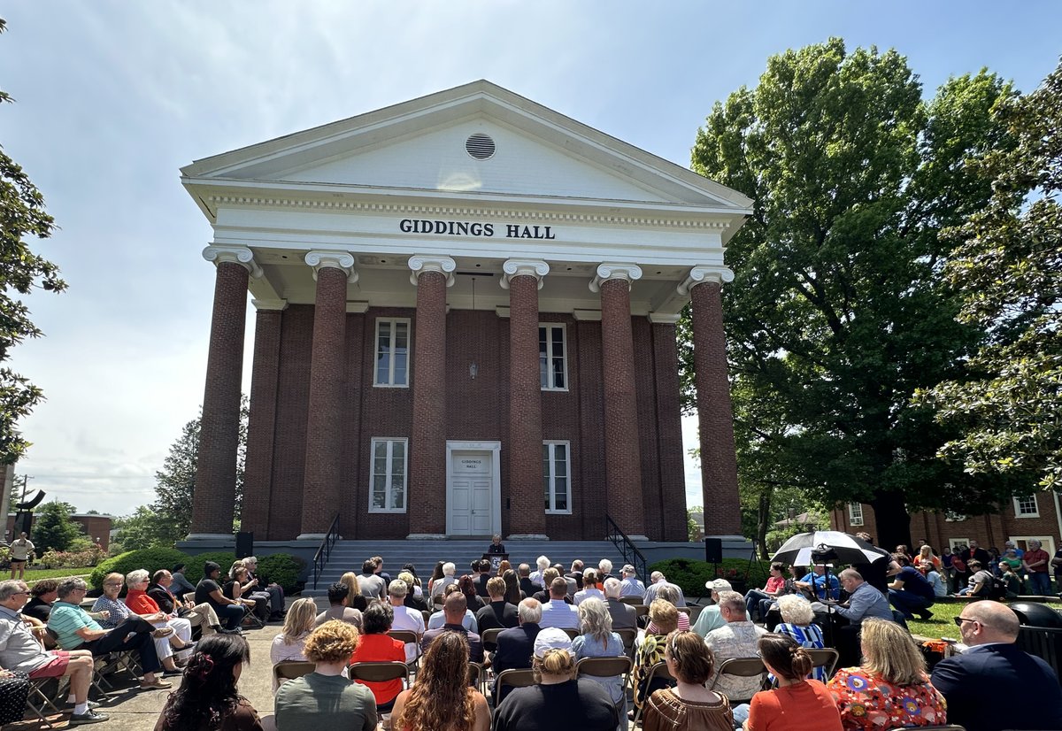 Georgetown College has secured $28 MILLION in donations to completely eliminate its institutional debt, thanks to the generosity of 46 alumni, Trustees, and friends. Read more about President Rosemary Allen's historic announcement: bit.ly/4bkNuDo