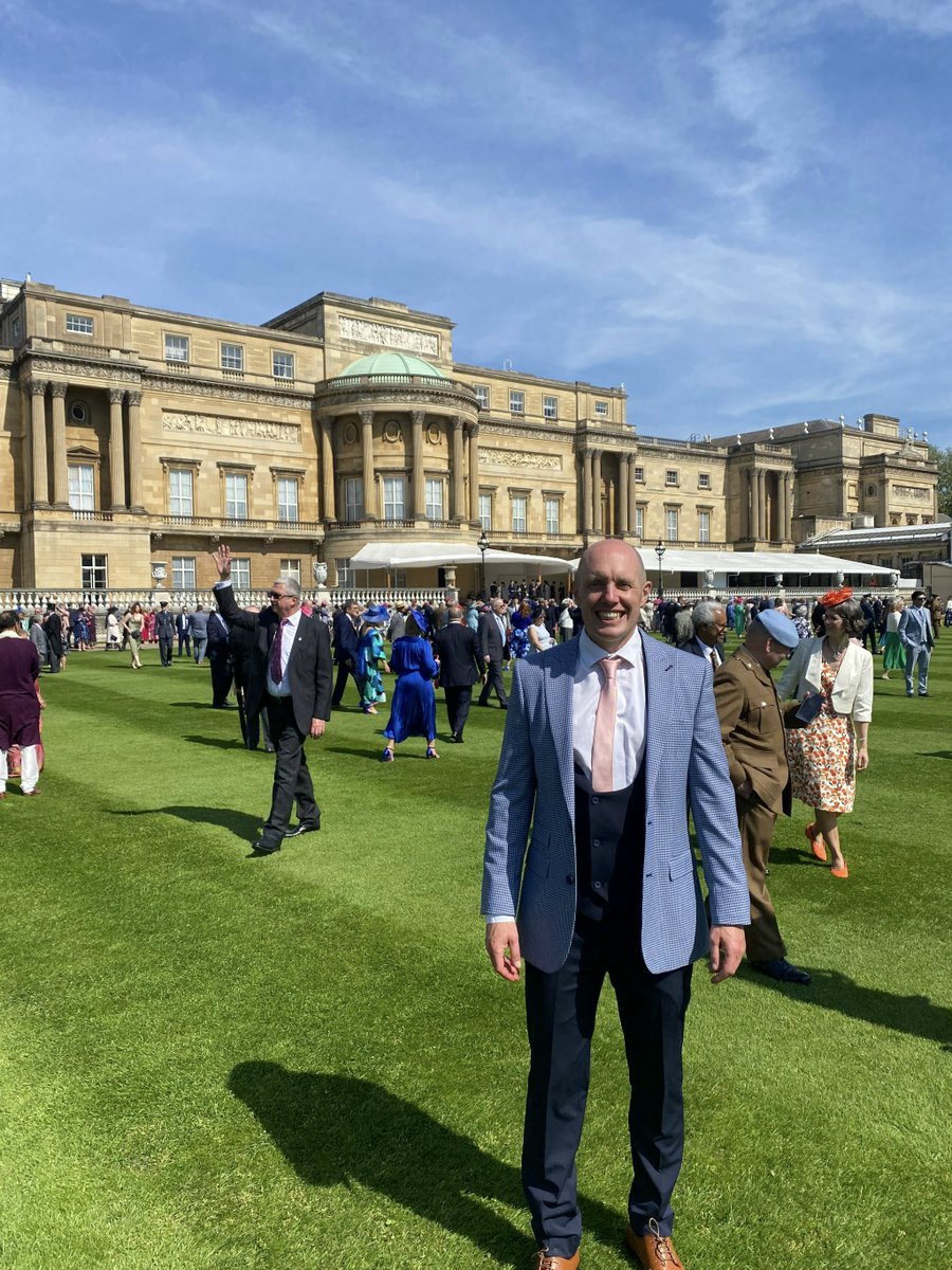 👑Our Club Development Officer, Lee Suter was guest at the Kings Garden Party today! 🤴Lee was invited by the King in recognition of his services to the community. #FeelTheForce