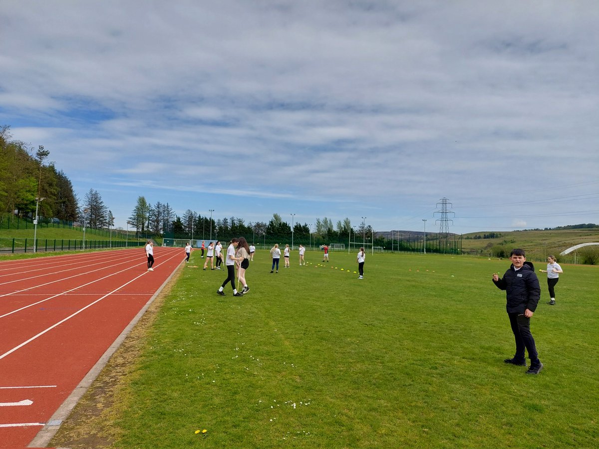 Great numbers again at rounders tonight - well done to all that attended 👏 if any school would like a fixture please get in touch 🤞 @missridout_pe @Brynmawr_school