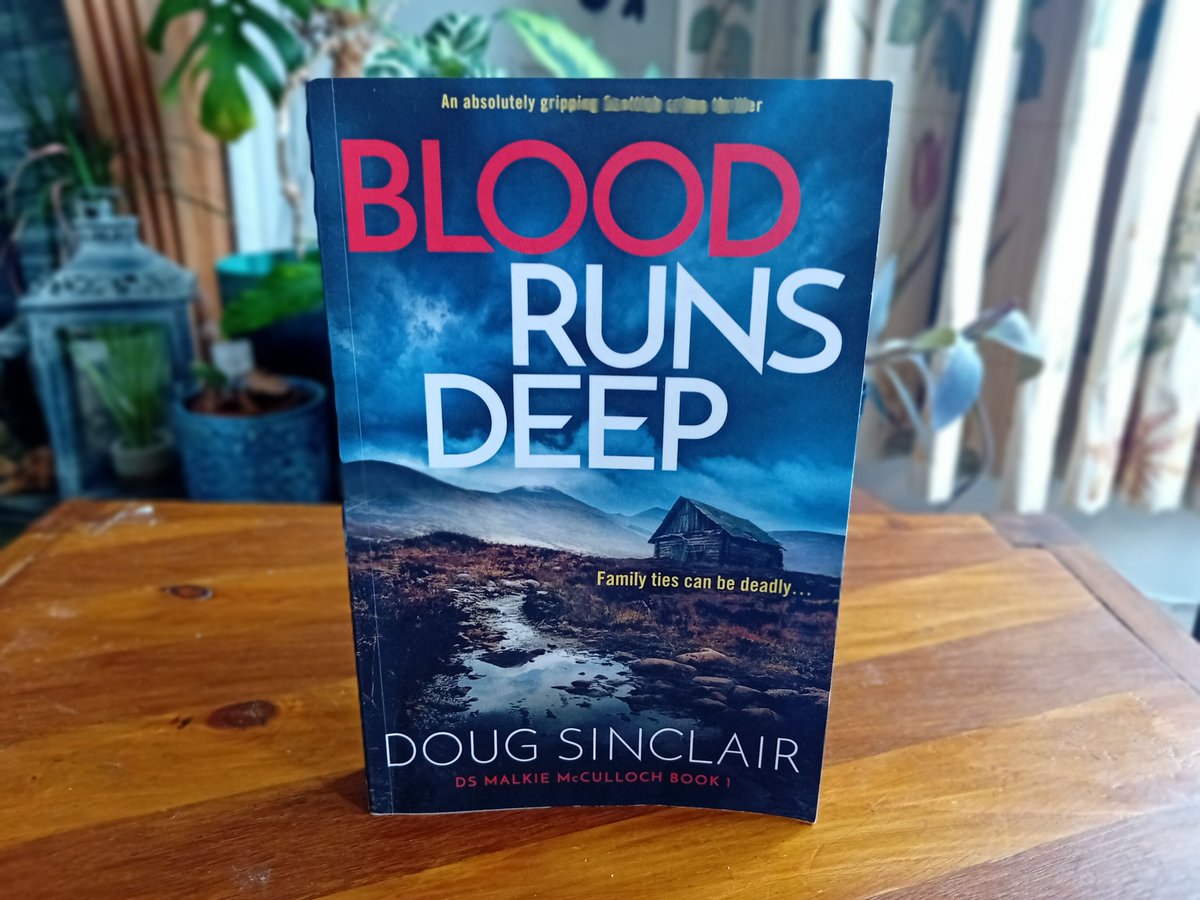 May Reading #1: First in the series of crime novels from @dougasinclair and I loved meeting DS Malkie McCulloch! He's a great character, in a gripping plot about a soldier with PTSD who can't remember if he was responsible for a crime. Highly recommend. #amreading #crimefiction