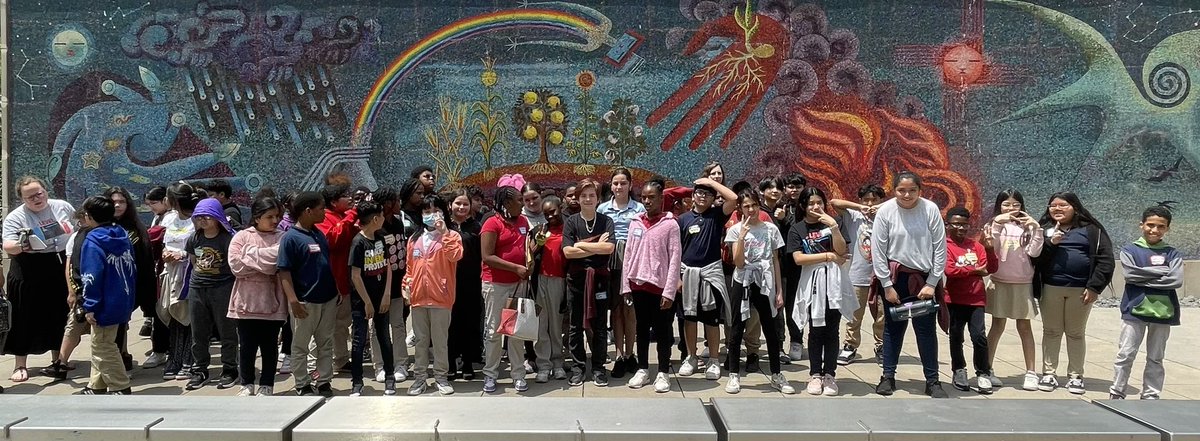 5th grade did a great job at the Dallas Museum of Art! Way to lead the way, Rangers! Thank you to the teachers that put this together and to the chaperones that joined them on the trip!
