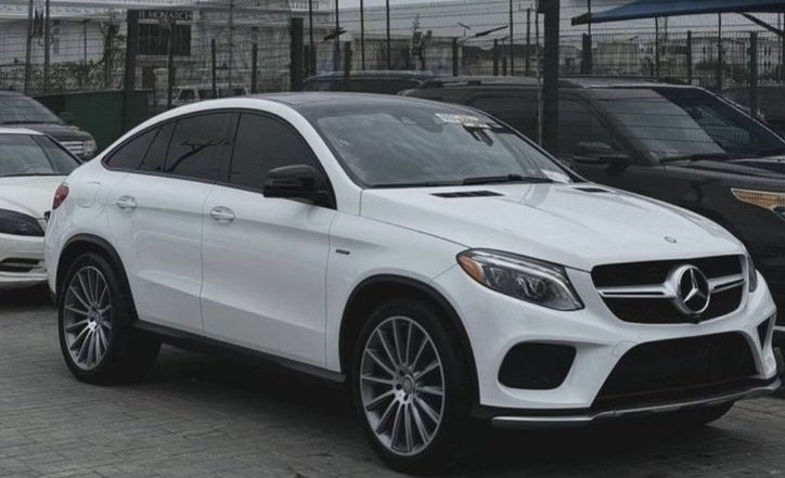 To every finger that will repost this and drop Amen, this year (2024) you'll become luxurious car owner.
Claim it!!!!