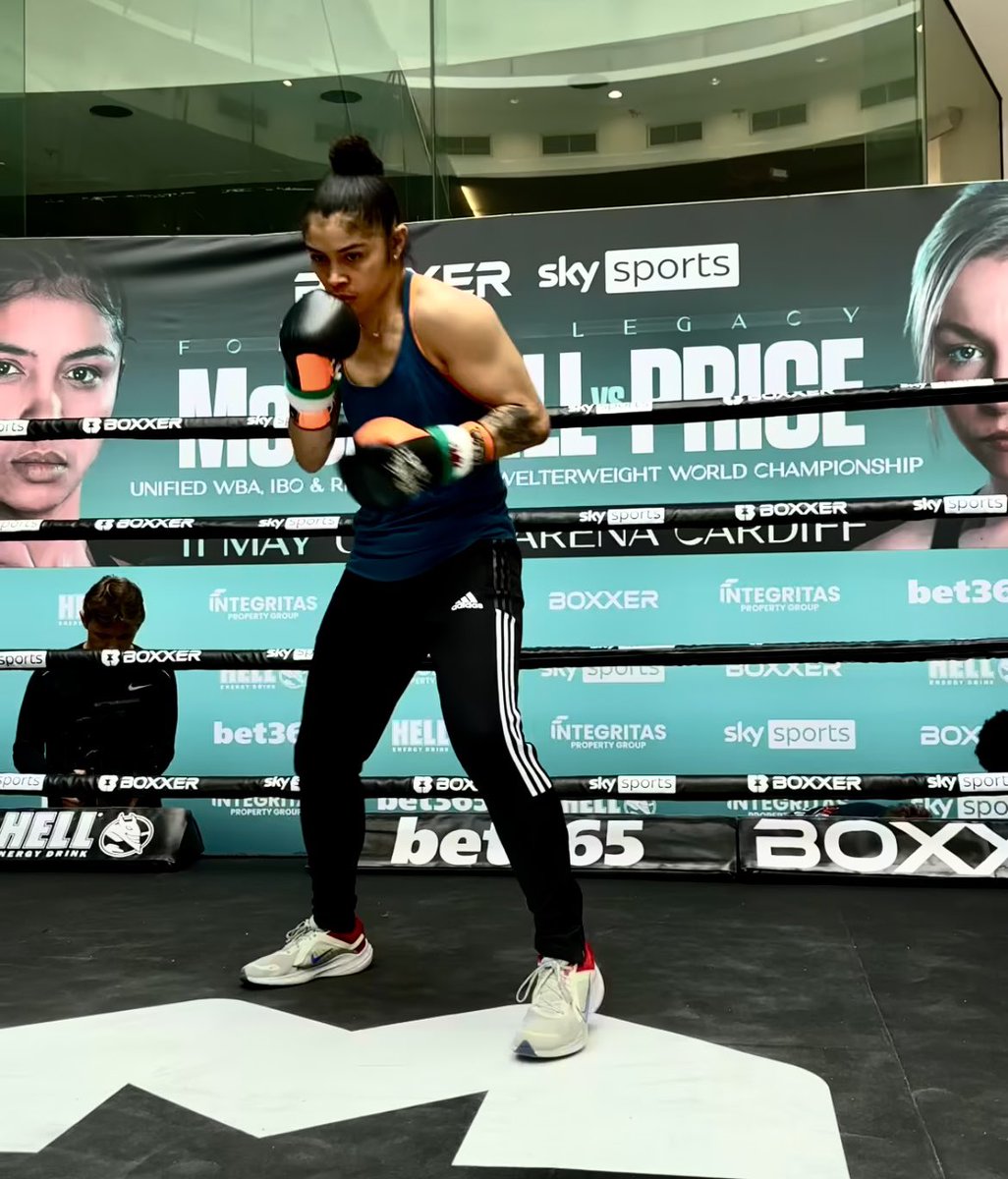 BoxingMBeauty's tweet photo. #MediaWorkOut
Jessica McCaskill & @LLPrice94 ahead of Saturday’s title fight
🇺🇸vs🇬🇧 https://t.co/J3k8V0nKqt