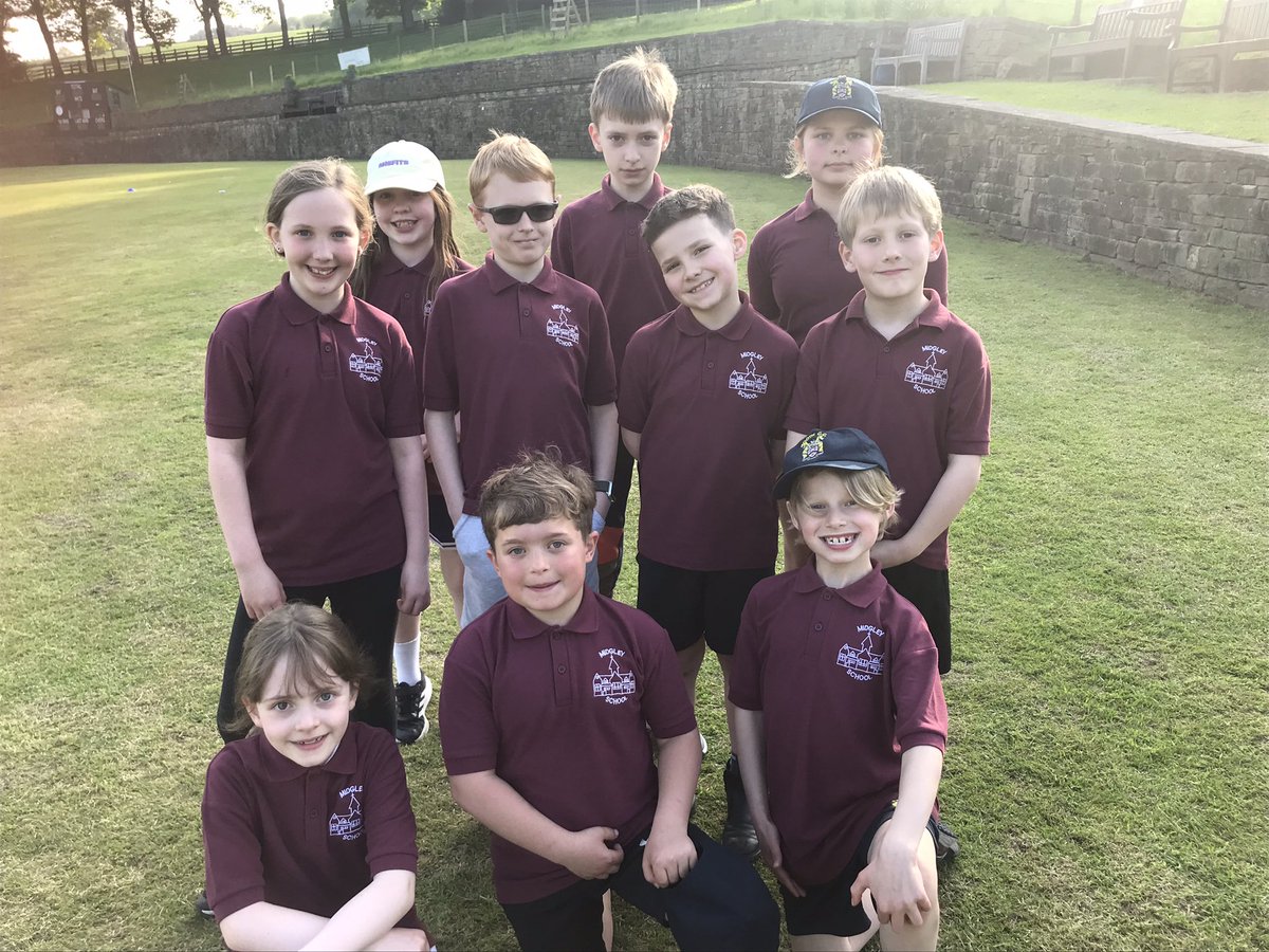 MidgleySchool's tweet photo. Well done to our amazing cricket team who entered the HX7 Year 5/6 festival tonight at Booth Cricket Club. We came joint 5th but as you can see half of the team was made up with some of our Year 3/4 pupils so we could still enter. They showed great team work and effort tonight 👏 https://t.co/izt1SjlPri