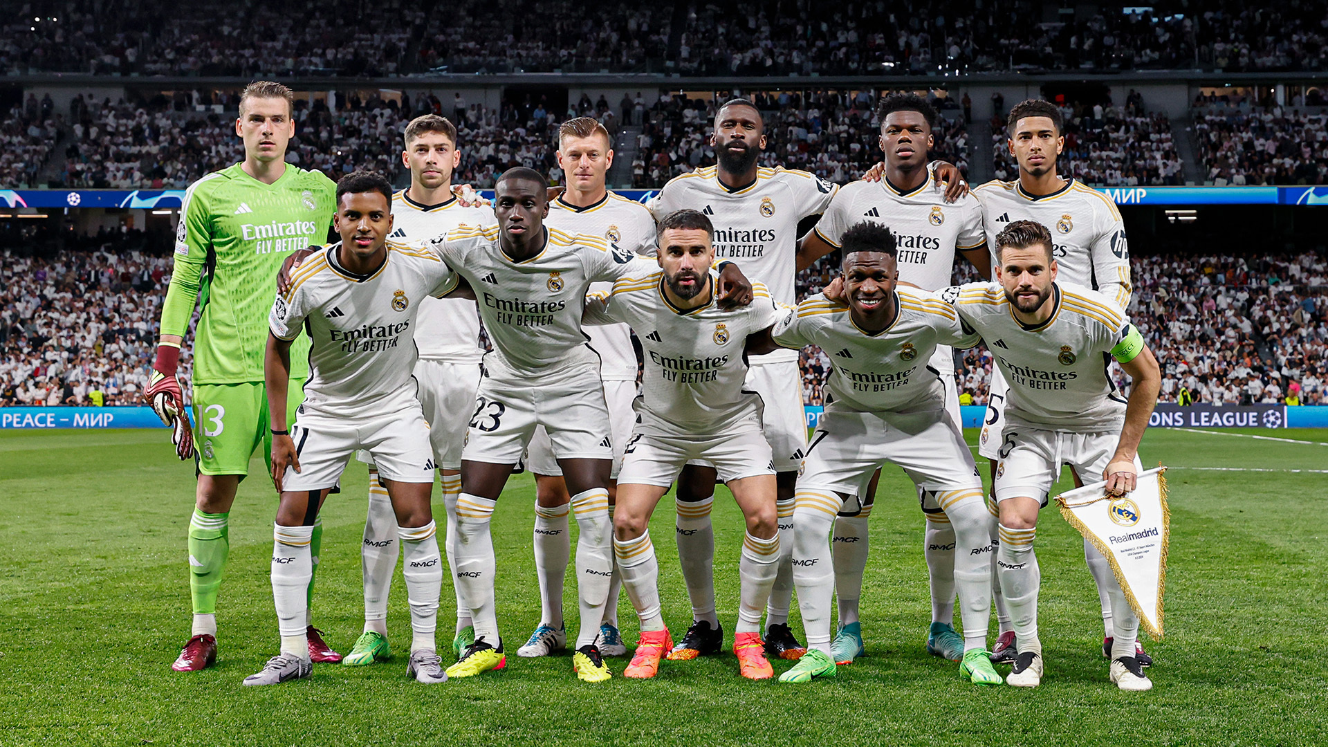 Bandiera Ufficiali Calcio Antico Grande Real Madrid Hala Madrid La