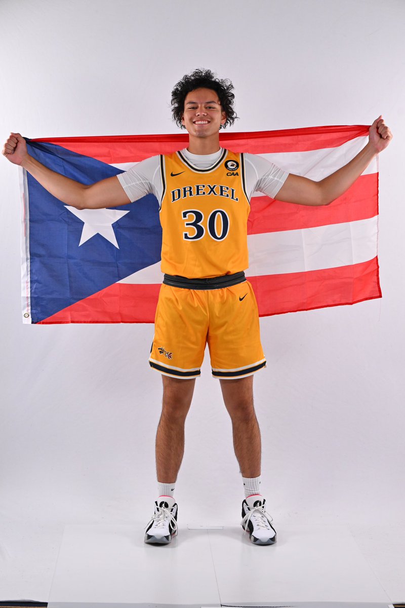 Recruitment is still 100% open, and am hungry for any opportunity that presents itself! #GodsTiming 

6’3 190lb Combo Guard 

3.7 GPA 

3 years left of eligibility remaining 

Film: youtu.be/T7whAA4pfPU?si…

x.com/maximusfuentes… (x.com/maximusfuentes…)