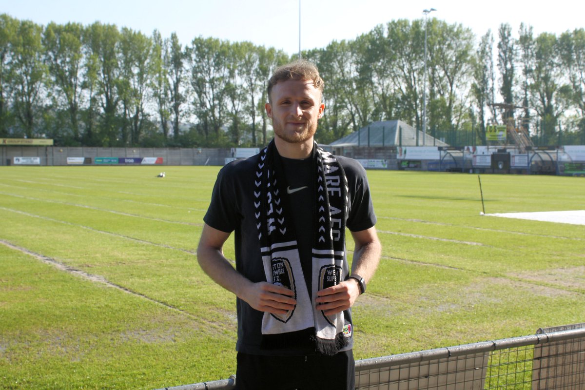 Want to sponsor Ollie Chamberlain for the new season? Email commercial@wsmafc.co.uk to enquire about Ollie's availability 🤝 📷 Ade Threasher #WsMAFC ⚪️⚫️