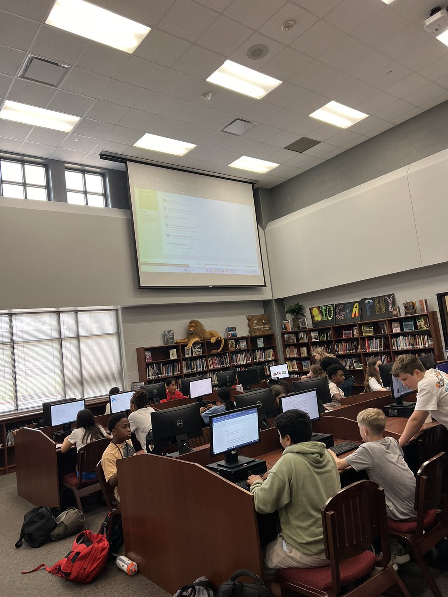 Argumentative research topics today in the Library Media Center. The students learned how to utilize credible research databases for their assignment. Talk about ELITE.. #BeEliteWMS #RTBQMS #SendItOn #ShineALight