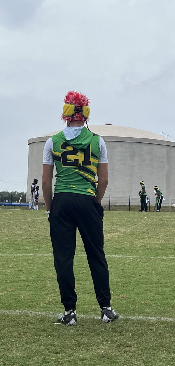 AgrelaVincent's tweet photo. I go to what ever position my team needs help to win here some DB work for this weekend @Football_Steele https://t.co/LeoSAch7eG