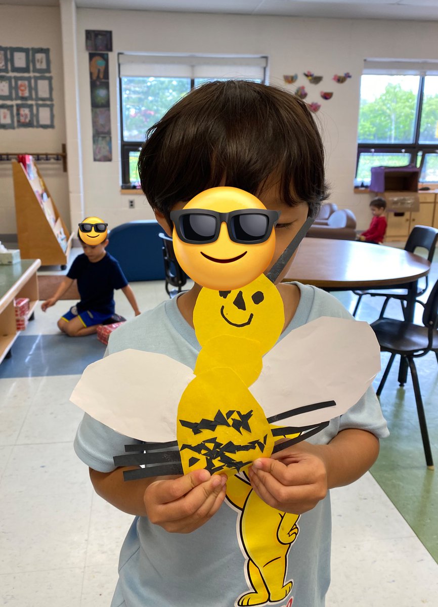 armstrong_MGK's tweet photo. We are talking lots about bees this week. Ask us about the bees we made today (and why some of us added stingers and some of us didn’t!) 🐝 https://t.co/pvL52RgaYb