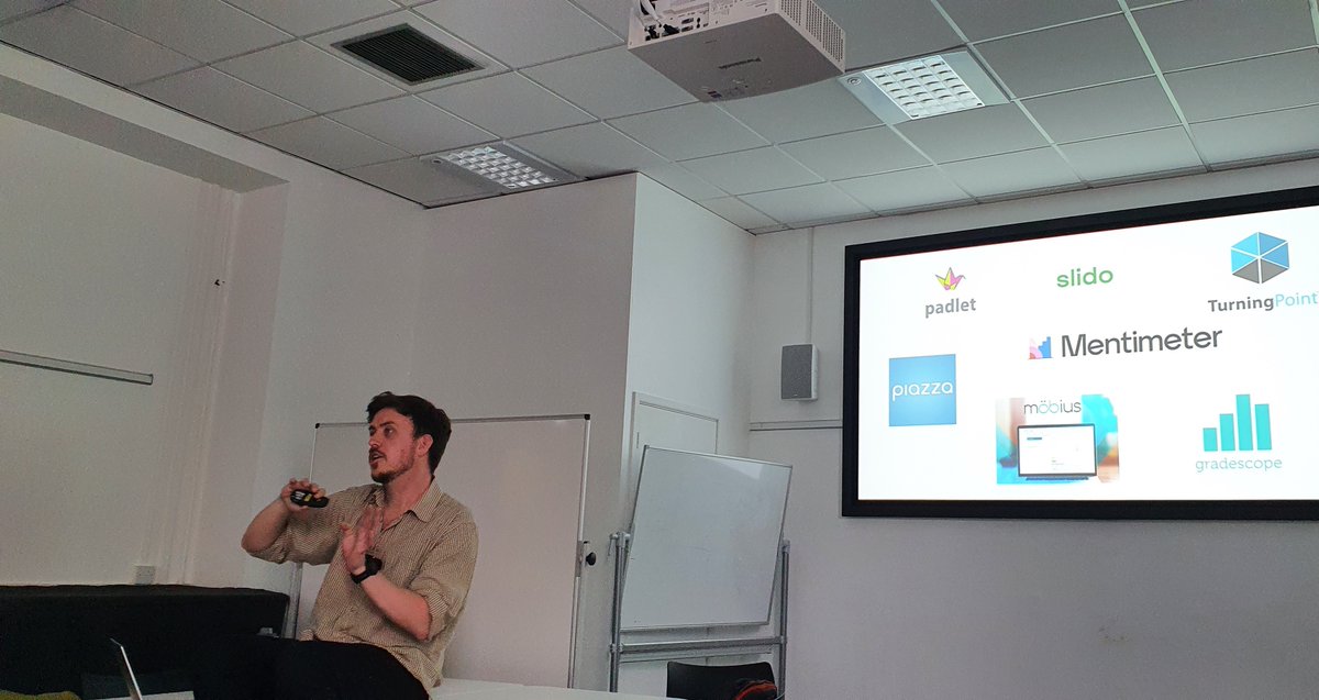 We had an amazing time at the BEES Seminar we co-organised with @tim_burnett and Wenyu Zang last Wednesday 1st of May @AstonUniversity. Thank you to our fantastic speakers Alex Squires @OfficialUoM, @robrieecon and @dean_garratt! #Birmingham #Economics #Education #Seminars #BEES