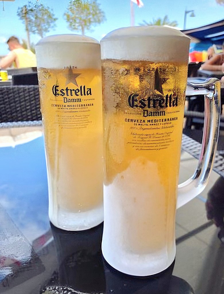 Chilled enough for you? Estrella Damm in Tenerife 🇪🇸 €3.00 each 😍