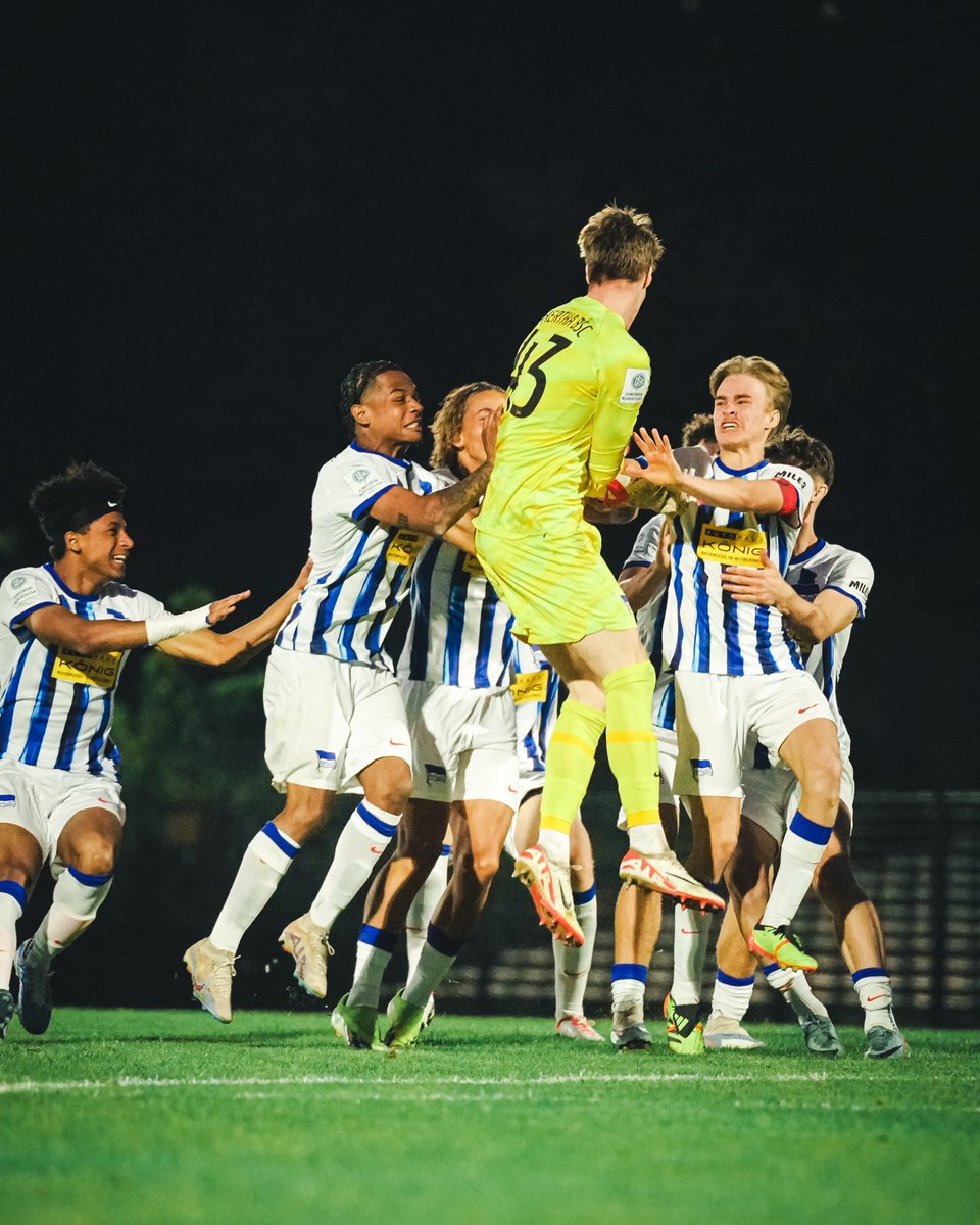 ⏱️ 91': Abpfiff! Unsere #BSCU19 gewinnt gegen den @fcu_nachwuchs &amp; wird Sieger des #NikeYouthCup! 🏆
 Wir sind soo stolz auf euch, Jungs! Ihr seid unglaublich! 💙

#HaHoHe