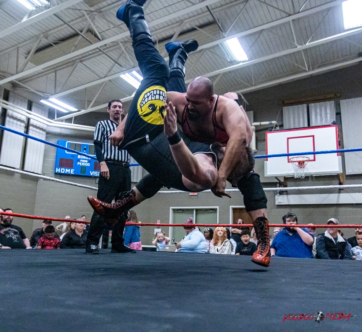 Some of the action between @MainesRealDeal, Samuel Matthews, @HessWrestling and @DunkyBoyBandit. @LetsWrestle207 #ThePressureIsOn - 5/4/24 #indiewrestling #limitlesswrestling #wrestlingphotography