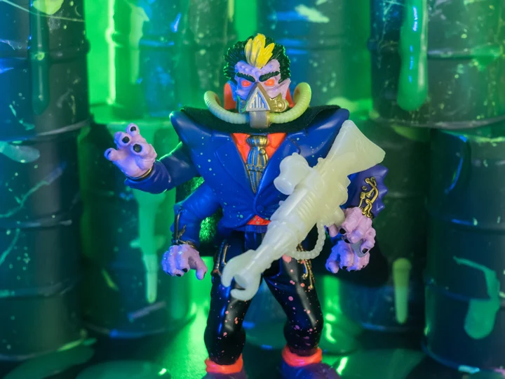 Trick or Treat Studios Toxic Crusaders Dr. Killemoff up for preorder at BBTS, $19.99

bigbadtoystore.com/Product/Variat…