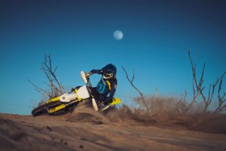 #2025 Husqvarna FX450 Review: Review – Key Features – Features & Benefits – Specifications #2025 Husqvarna FX450: RIDE HUSKY. WIN REWARDS. Introducing the #2025Husqvarna FX450… More to come       2025 Husqvarna FX450 Totalmotorcycle.com Key Features… dlvr.it/T6cFCZ
