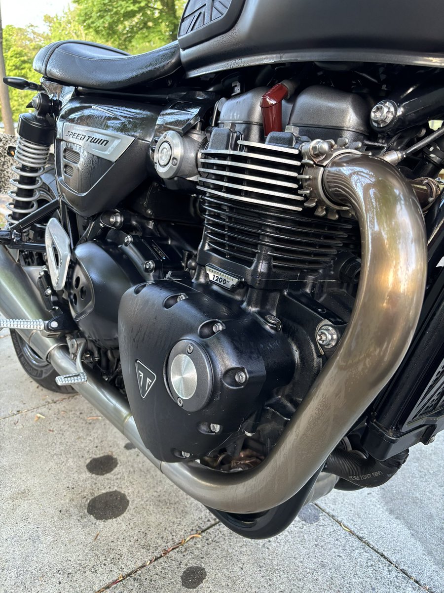 Came home on the bike tonite just given her a quick clean <a href="/OfficialTriumph/">Triumph Motorcycles</a> <a href="/UKTriumph/">Triumph Motorcycles</a>