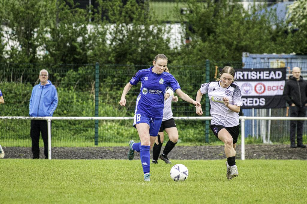 Congratulations to @katedelillis on being voted the opposition player of the match for Sunday's game! Well deserved! 📸 @McGuffin_Media #UpTheSeals🦭 #UTS🦭 #Selsey #womensfootball