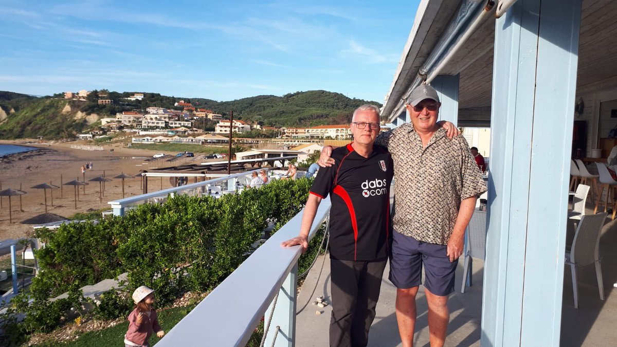 StuartRoberts3's tweet image. Fulham fans everywhere.  This was Peter who I met first day in Corfu yesterday.