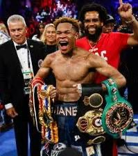 Im old enough to remember the way #boxing dragged Canelo thru these streets mercilessly for eating “tainted meat” only for those same ppl to DEFEND Ryan Garcia and his “supplements.” 

Turning into pharmacists to sway the public into making Devin Haney the villain is nuts!