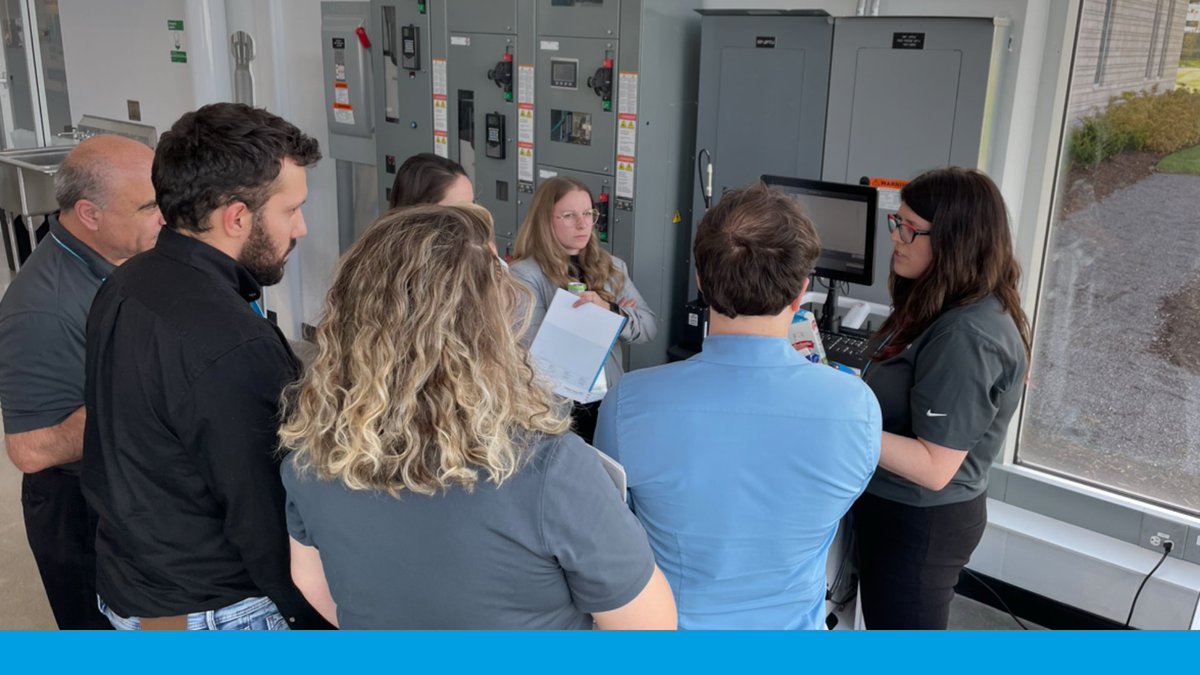 Endress_CA's tweet image. #TechnologySymposium #TechSympEHCA
We are at the Customer Experience Centre in Burlington, in our state-of-the-art Process Training Unit (PTU) with a wide range of Endress+Hauser instrumentation installed demonstrating:
• Flow/Temperature/Netilion
• Raman Spectroscopy...